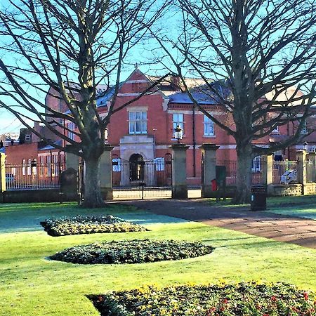 Kings Park Hotel Retford Exterior photo